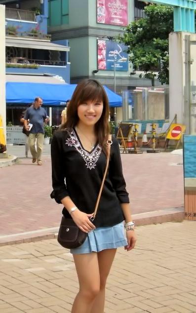 16P Asian teen nymph enjoy showing her sweet and juicy body