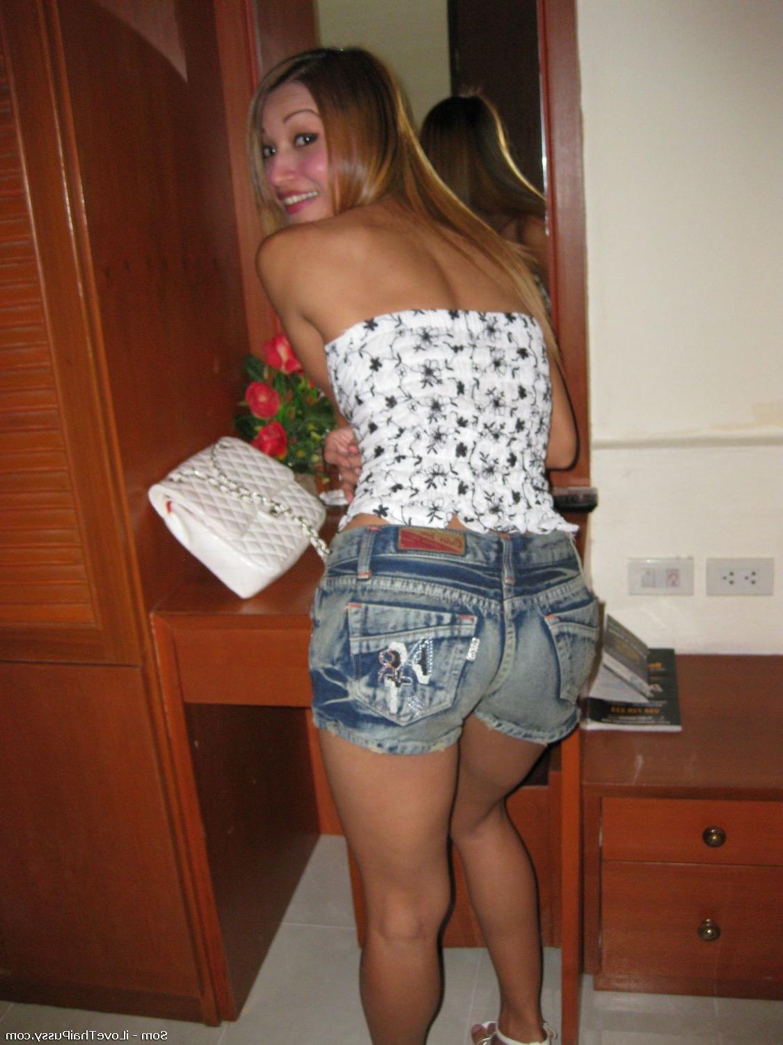 15P Sex Tourist Klaus Loves Fucking Real Street Whores Bareback No Condoms Used