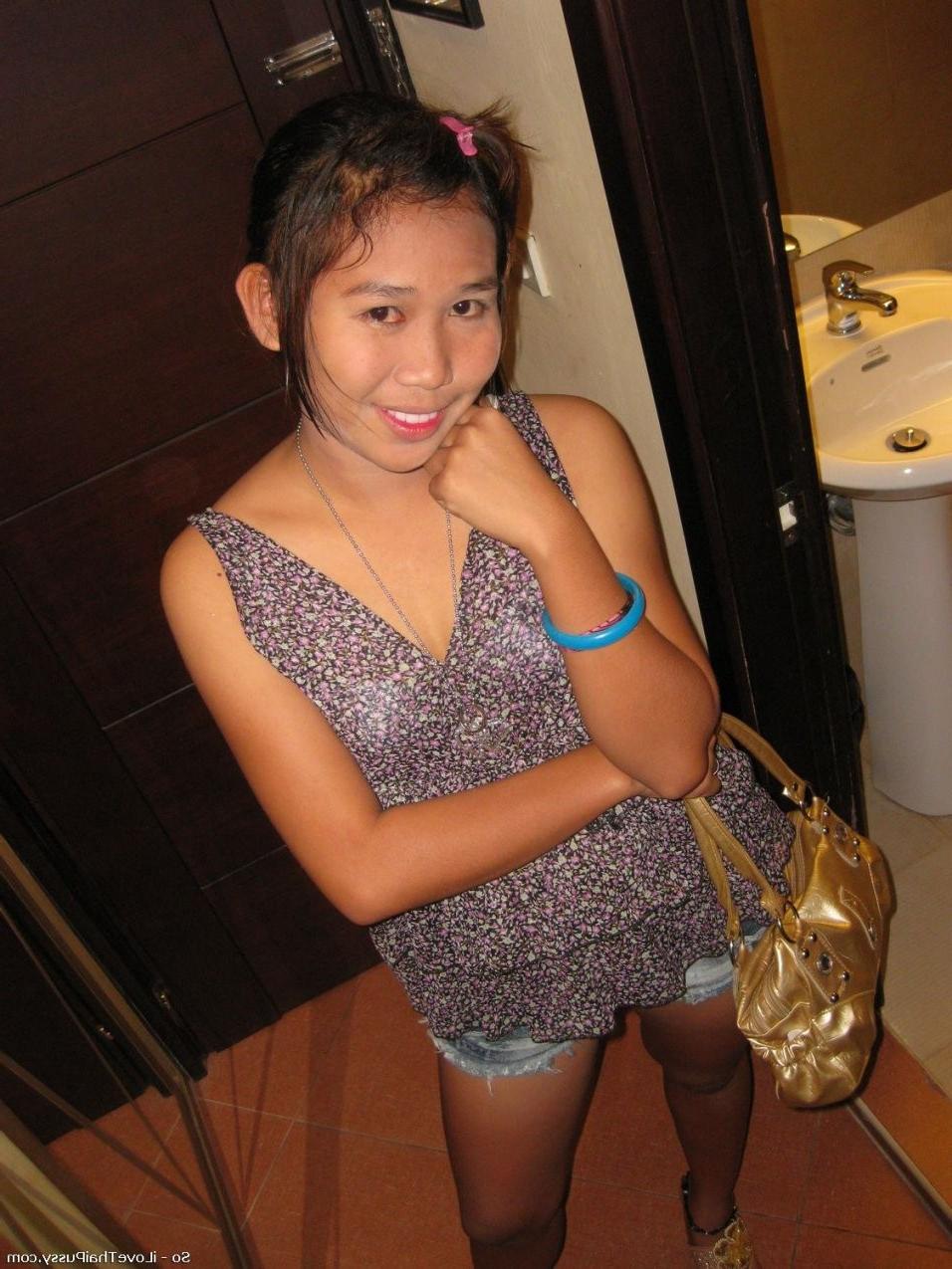 10P Horny Thai Hookers Paid To Fuck Klaus The Swedish Sex Tourist