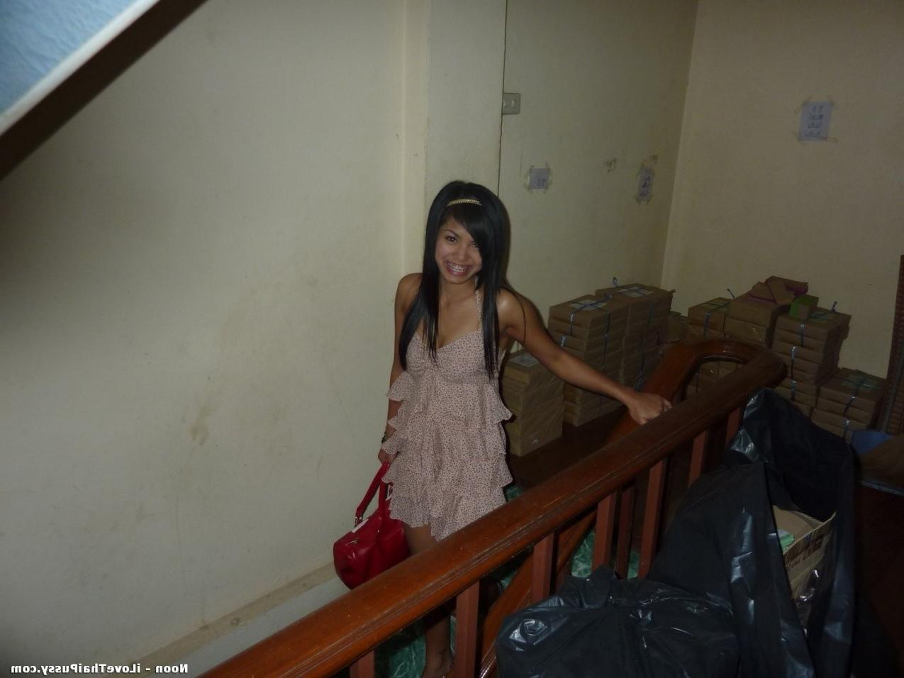 11P Hot Thai Bargirls Penetrated By A Filthy Sex Tourist