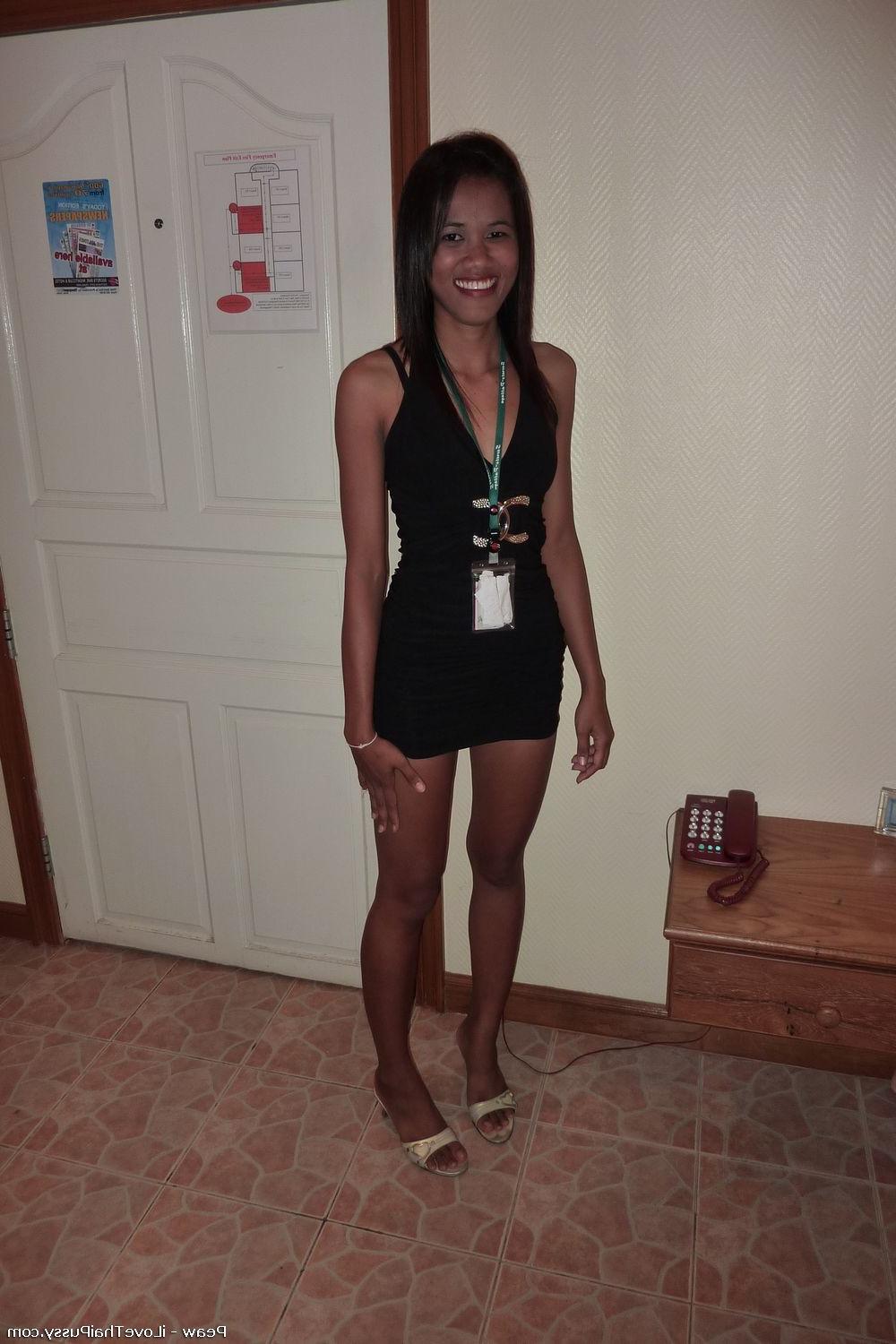 15P Horny Thai Bargirl Loves To Fuck On Her Period Twisted Tourist Bangs Hookers