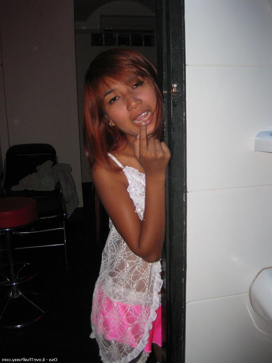 15P Real Pattaya Street Hookers Barebacked By A Swedish Sex Tourist No Condoms