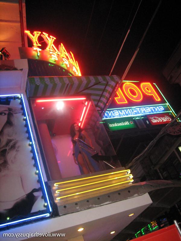 15P Real Thai Street Hookers Fucking A Swedish Sex Tourist