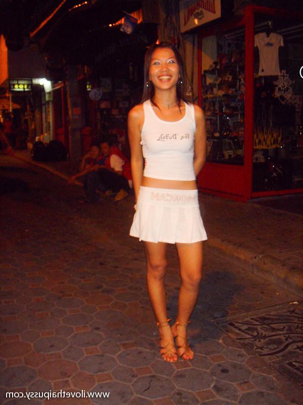 15P Real Thai Street Hookers Fucking A Swedish Sex Tourist