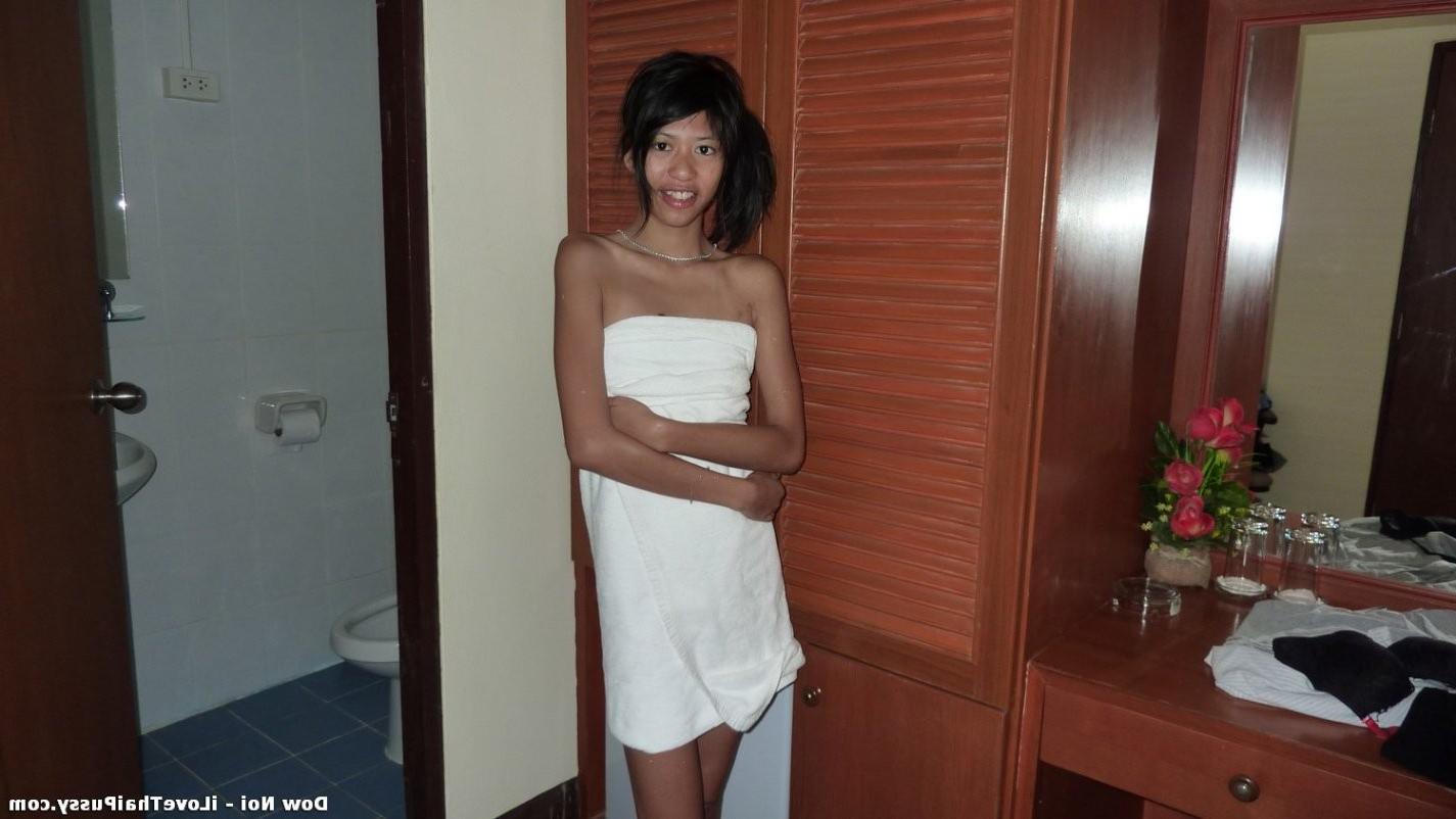 15P Walking Street Gogo Bargirl Fucked By Horny Sex Tourist For Rent Money