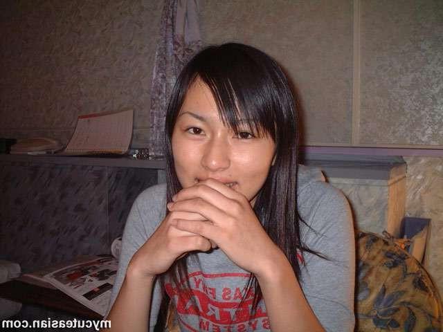 16P Shy Japanese amateur shows her hairy pussy