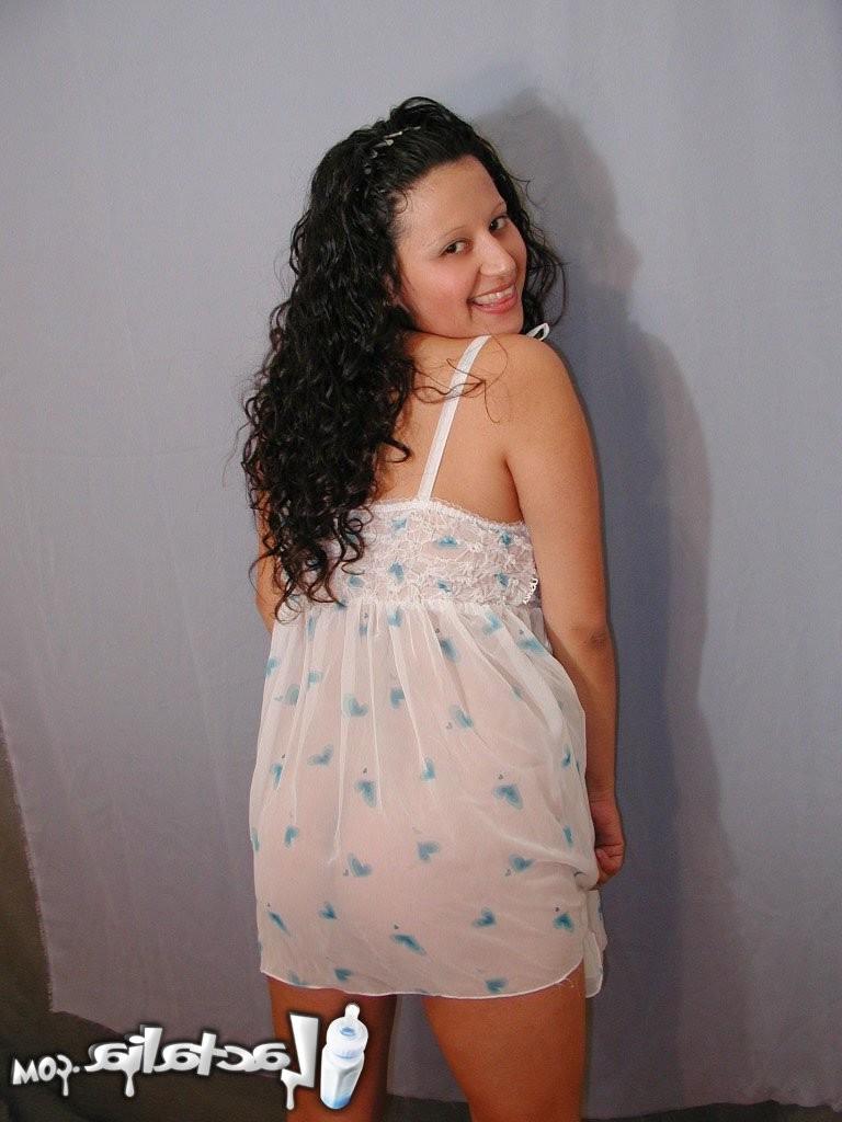 15P Big belly pregnant latina in her nighty