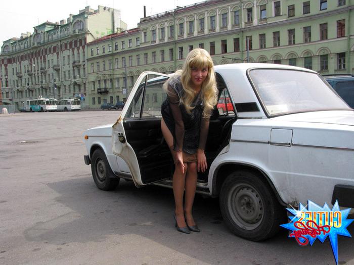 16P Blonde honey gets all naked in car right in street