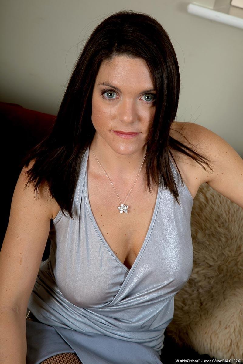 15P hot horny mom strips off her black stockings