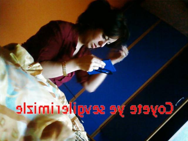 17P Turkish Neslihan Candid