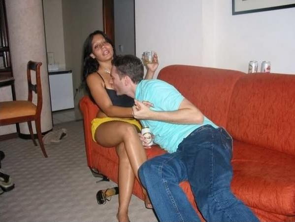 8P Hot homemade pics with blonde GF doing a blowjob
