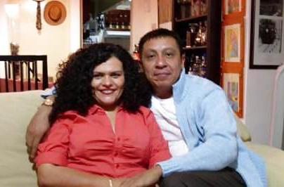14P Mature couple from mexico city