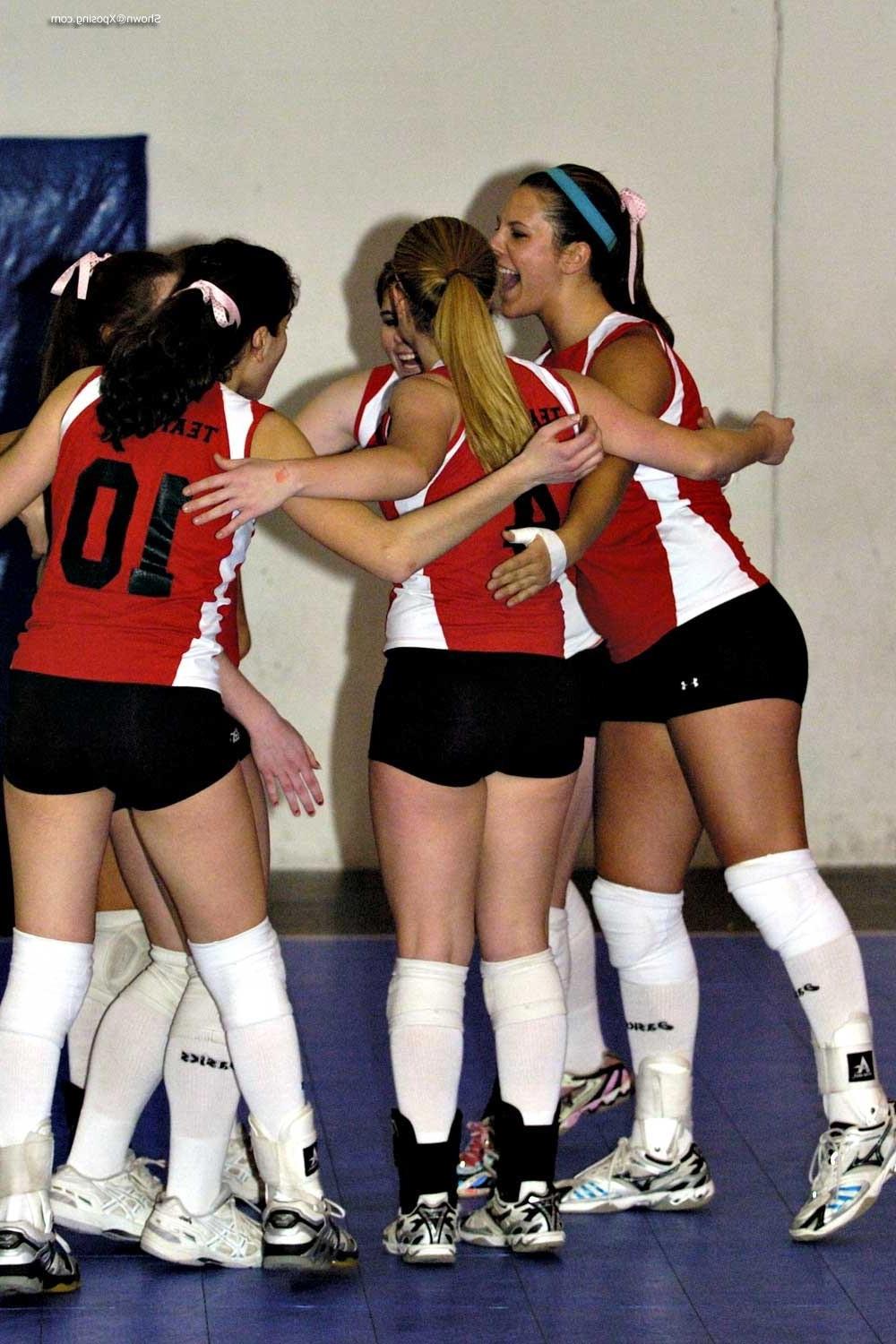 16P Volleyball girls
