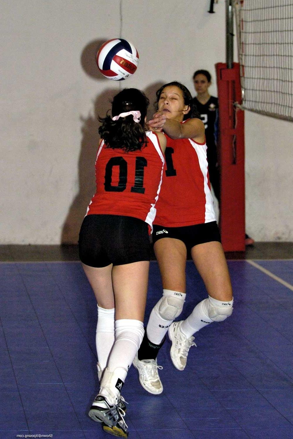 16P Volleyball girls