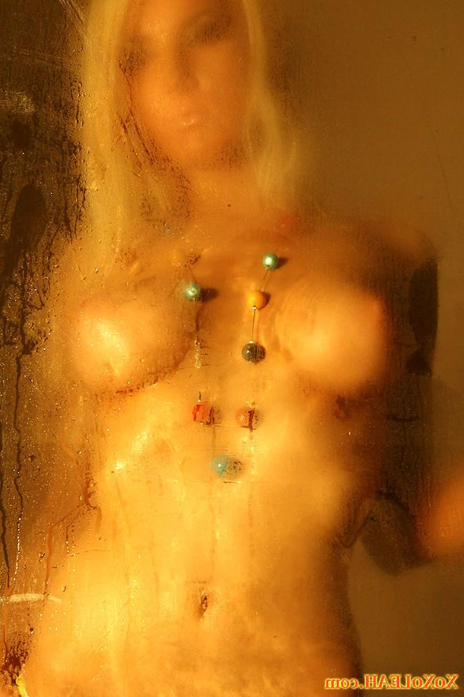 16P LEAH HOT and WET