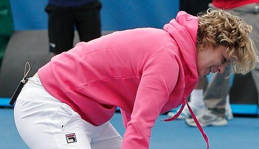 11P Kim Clijsters hot at Australian Open