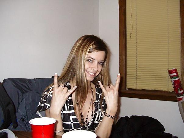 25P Internet Whores - Lets splooge all over them!