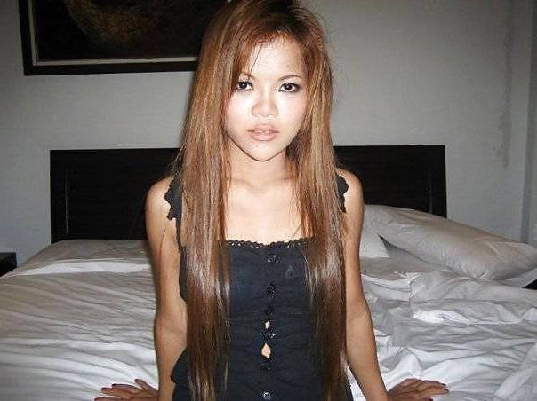 25P Internet Whores - Lets splooge all over them!