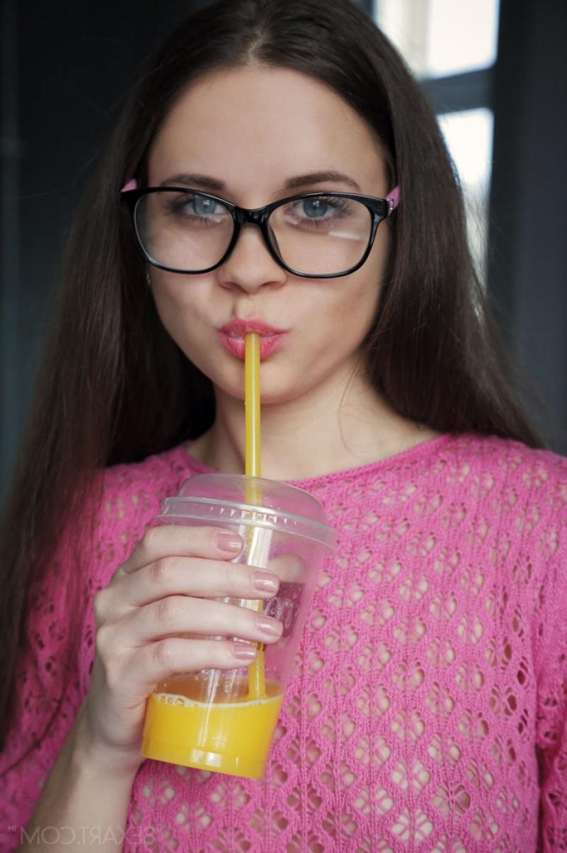 12P Cute nerdy chick gets horny