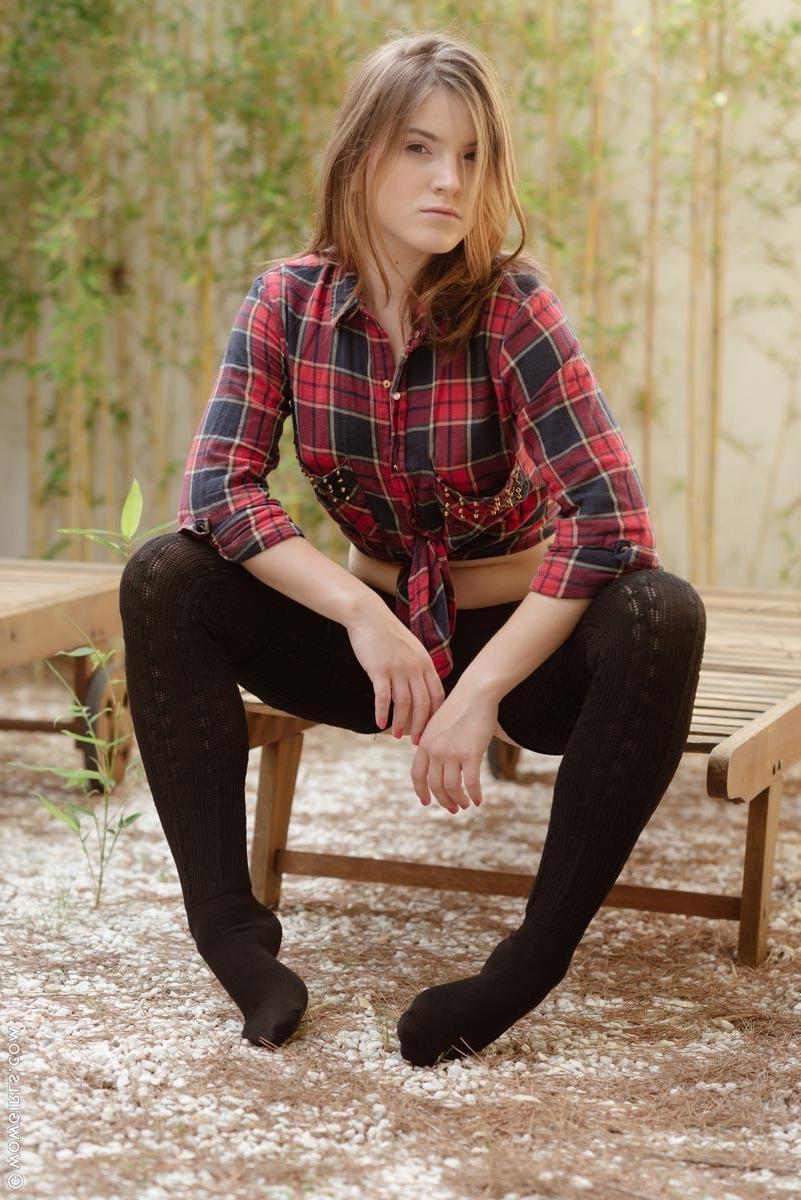 12P Super cute babe strips in the garden