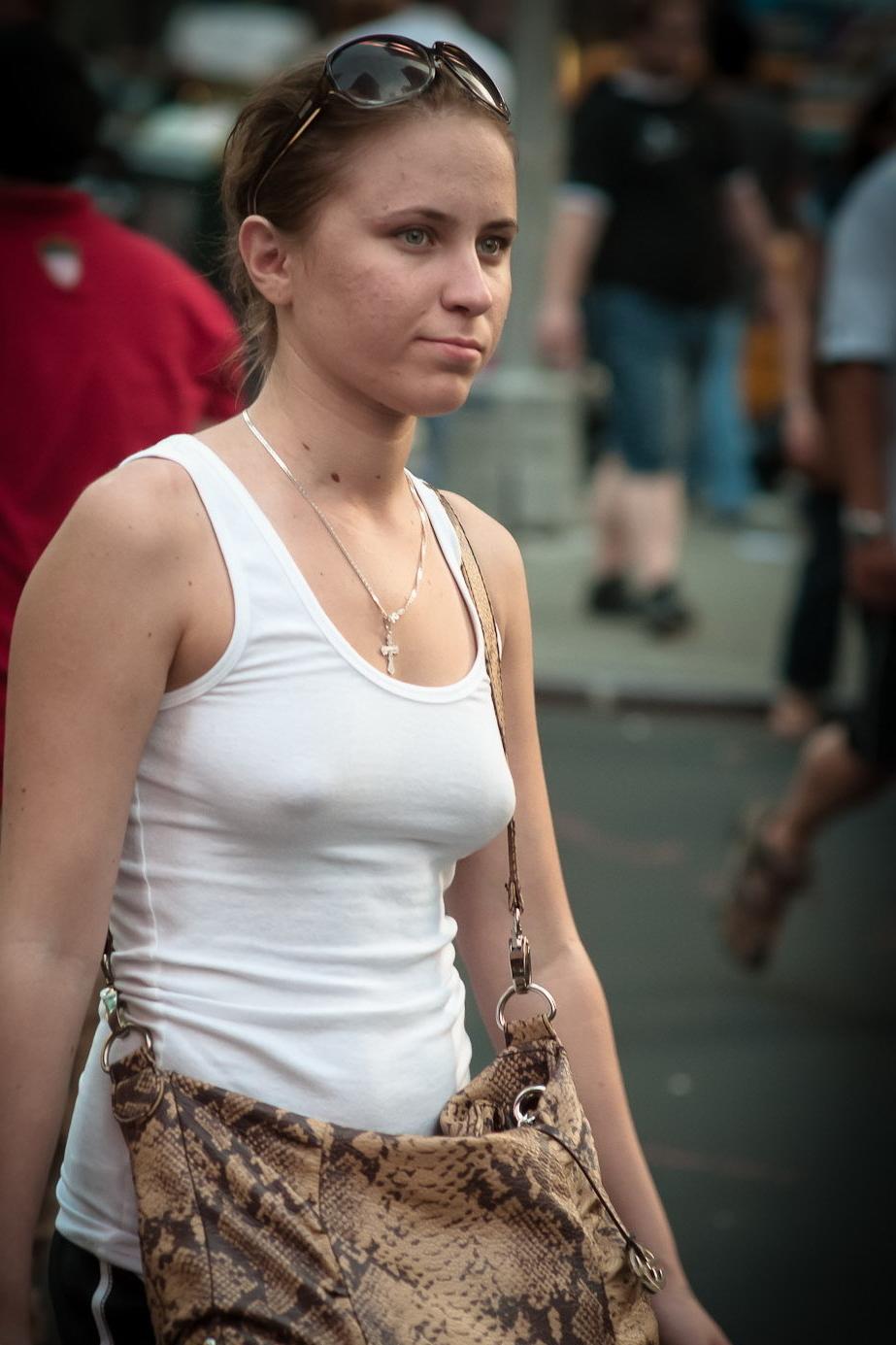 20P Seethru nips hard nipples pokies wet tshirt see through