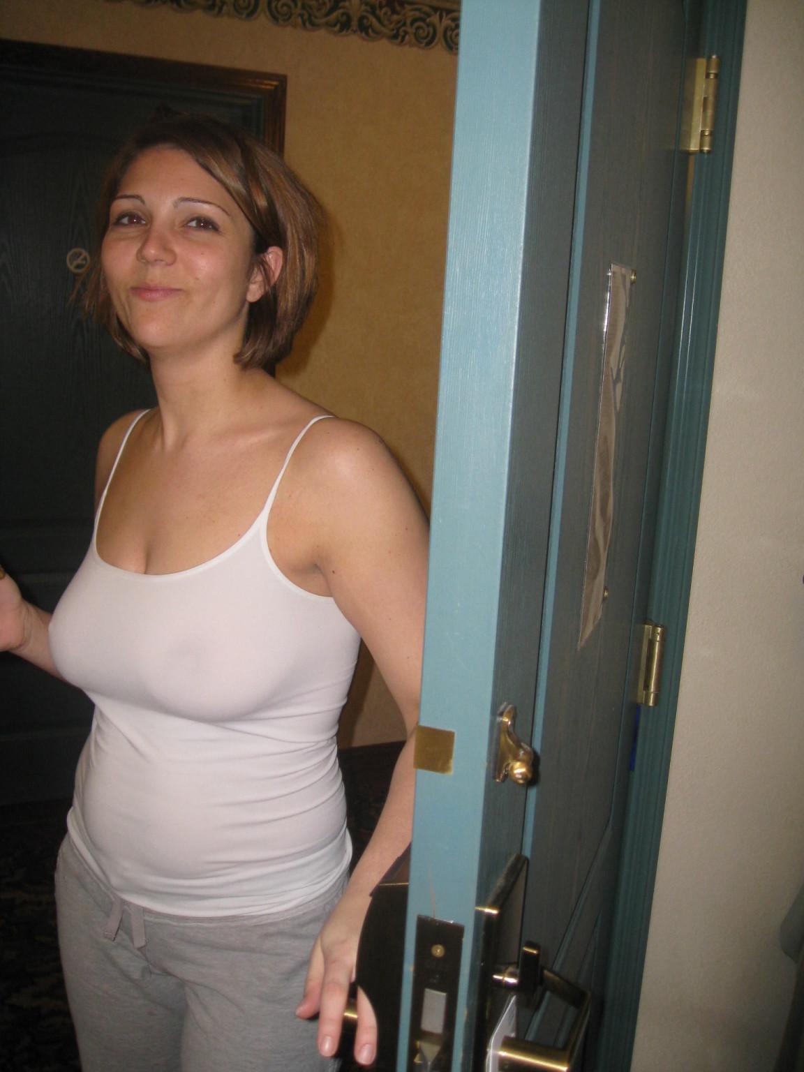 20P Seethru nips hard nipples pokies wet tshirt see through
