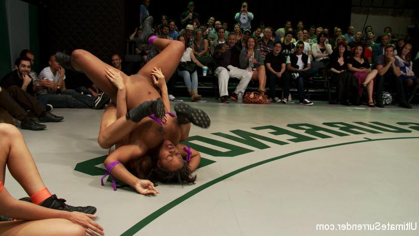 15P The epic battle is on, 4 girls non-scripted live Tag Team Action. Brutal action,
