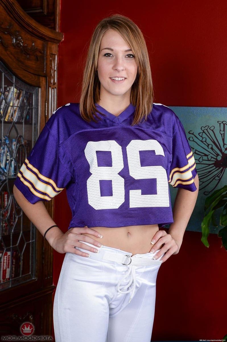 12P Sweetie strips off her jersey