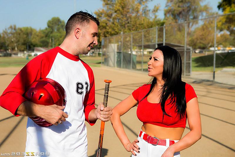 11P Porn Star Audrey Bitoni fucking her baseball buddy 
