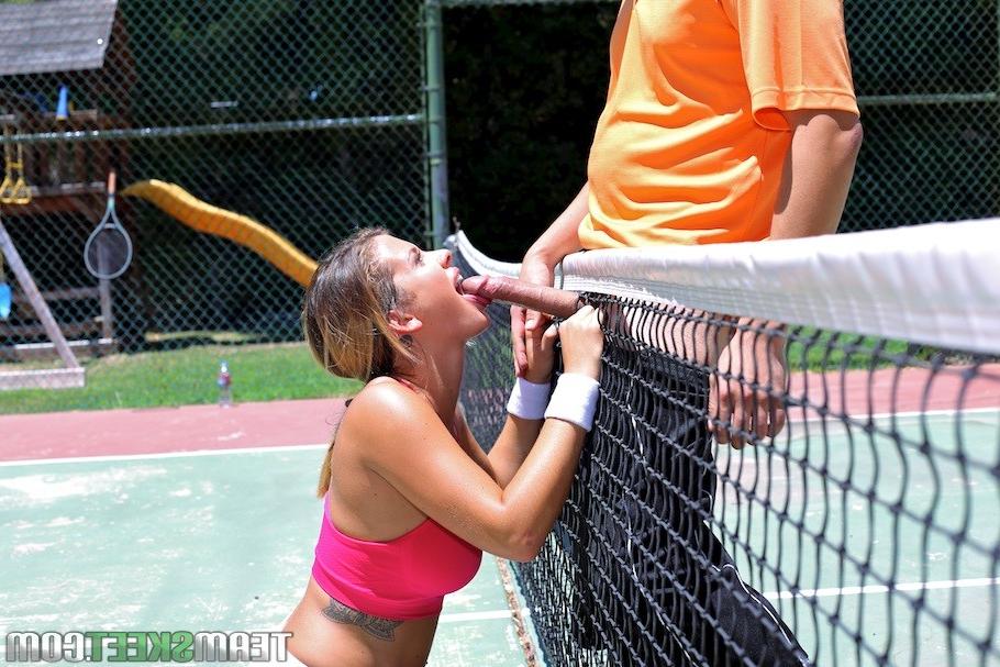 15P Keisha Grey Playing With Balls