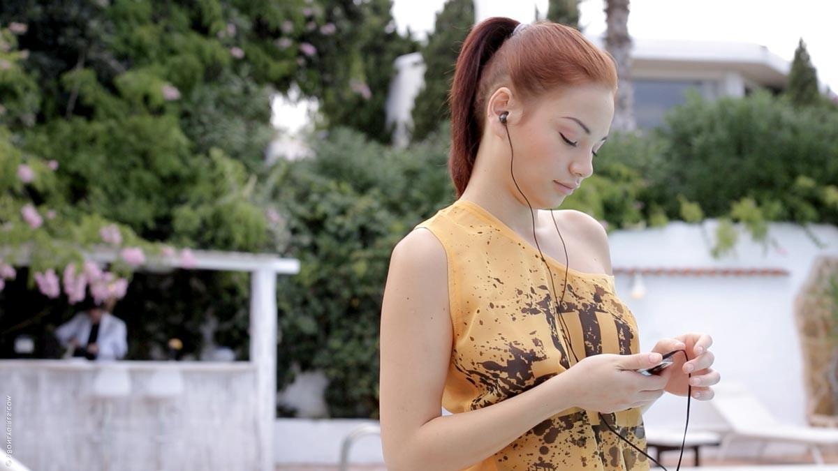 15P Gorgeous teen cleans the pool naked