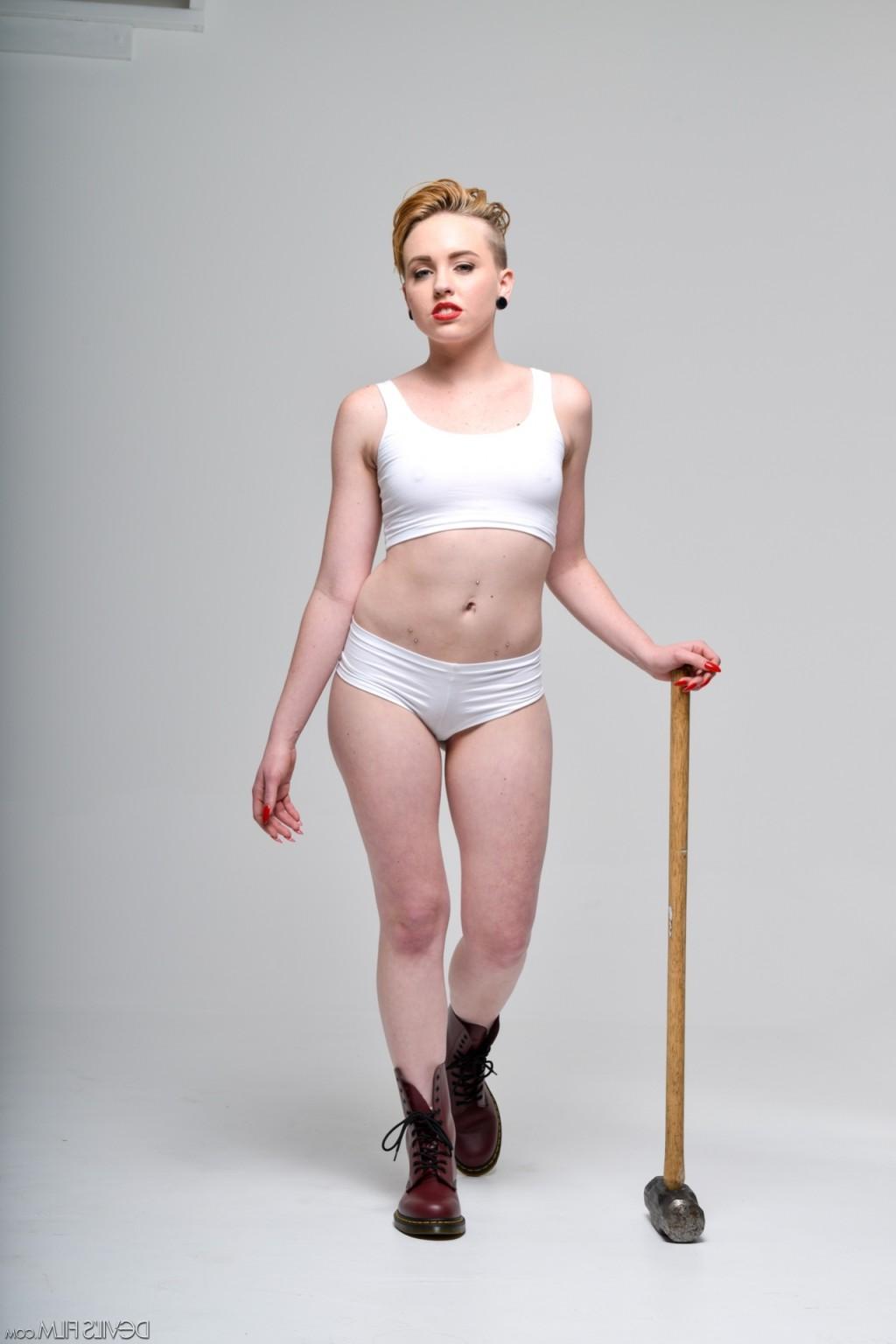 15P Miley Mae  DevilsFilms