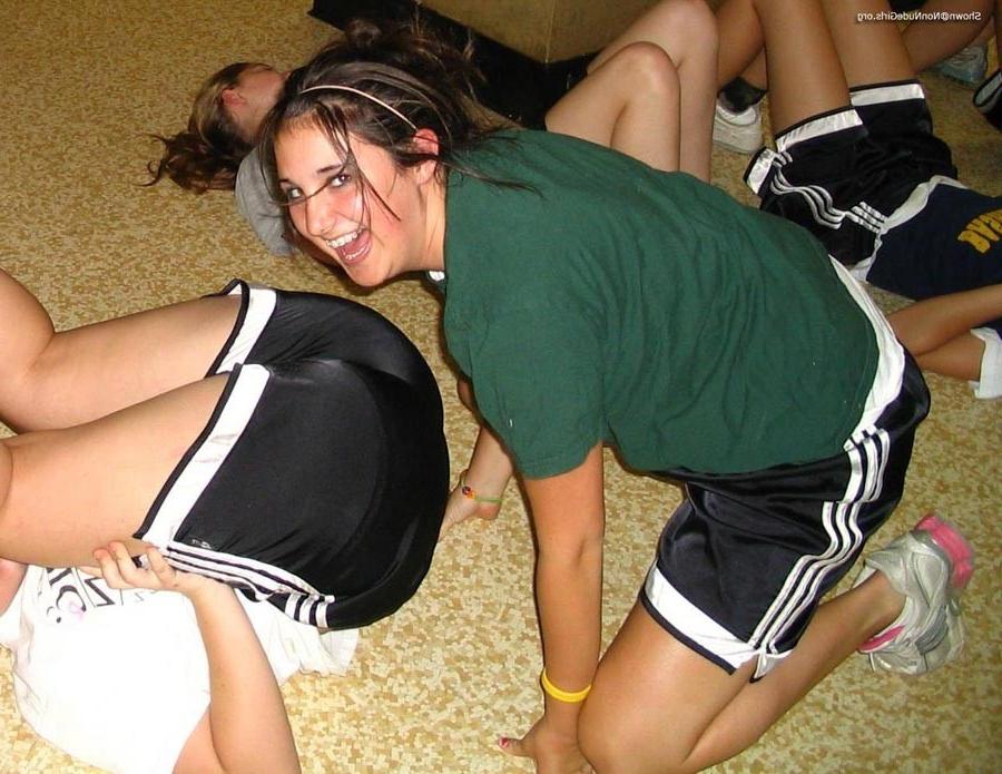 16P real teens play soccer