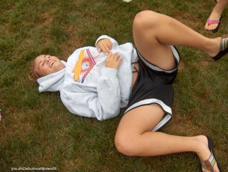 16P real teens play soccer