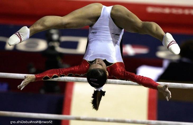 16P athletic girls crotch