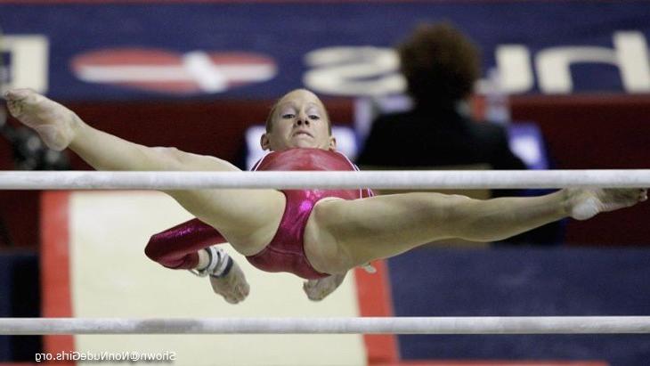 16P athletic girls crotch