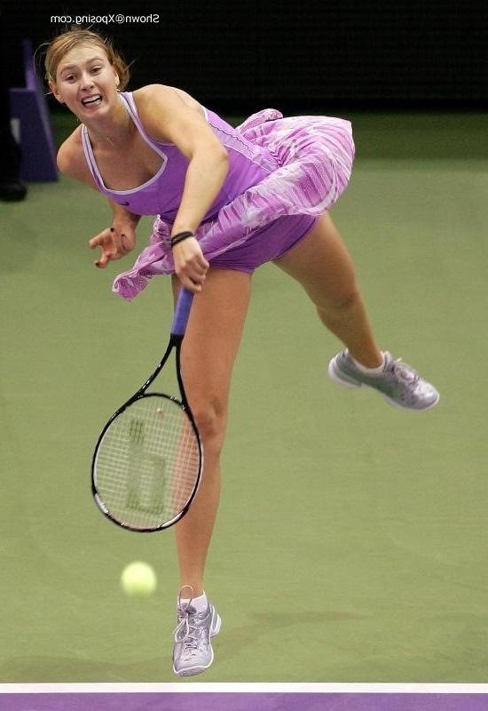 16P Tennis babe
