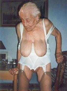 10P Old grannies