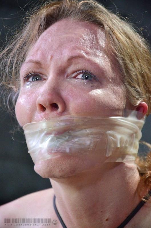 16P Rain DeGrey and Ashley Lane in bondage for electro bdsm sex