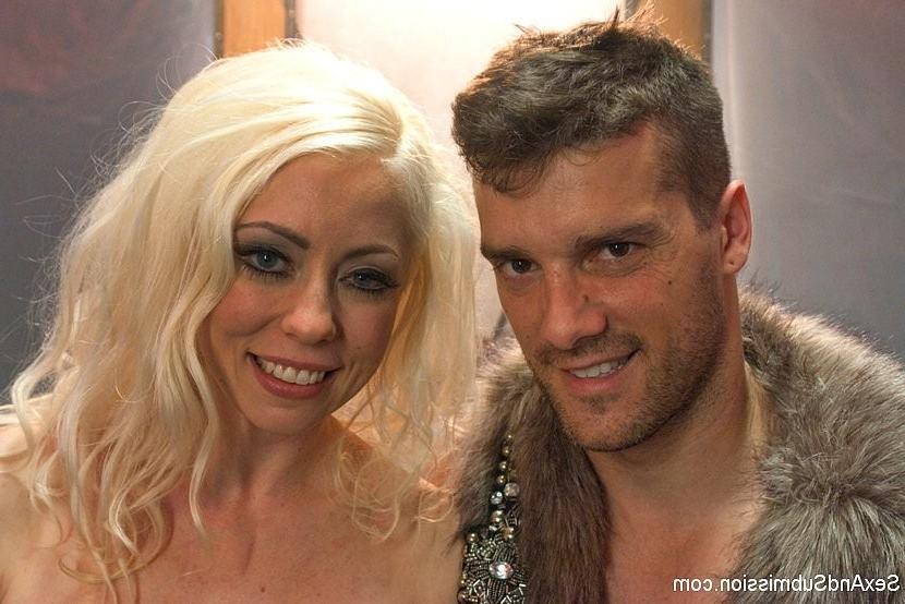 18P Lorelei Lee blonde barbarella in bdsm wood bondage having brutal sex with Ramon 