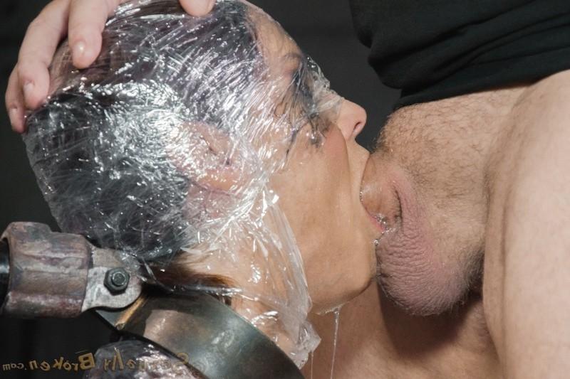 16P Syren De Mer deepthroat milf in plastic wrap and fucked