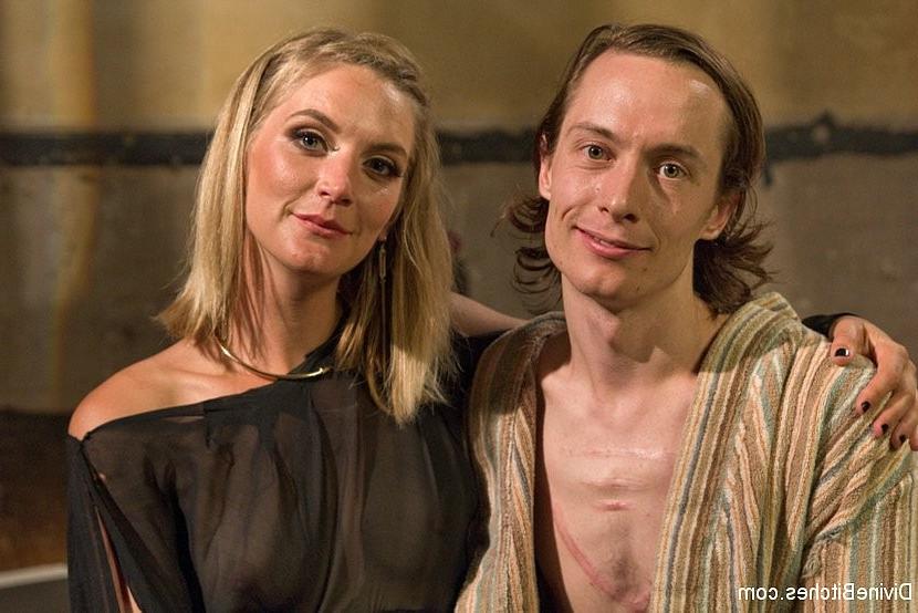 17P Mona Wales kinky humiliation goddess strapons ass and toys subs cock