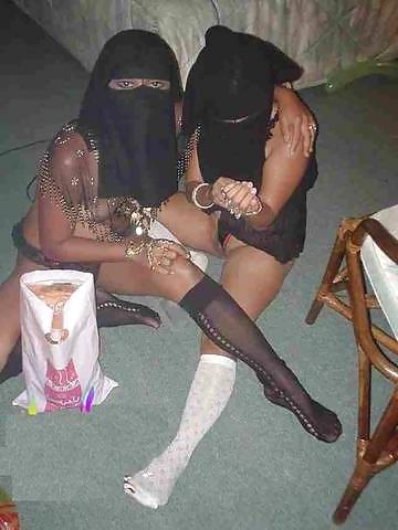 4P RealARAB MUSLIM HIJAB SEX ARAB SLUT 9HAB KARBA suck