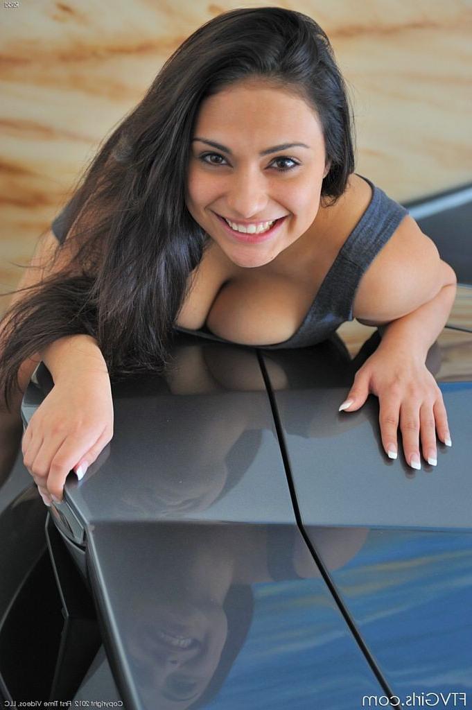 15P Car model Rikki Nyx rubs her naked boobs on the spoiler