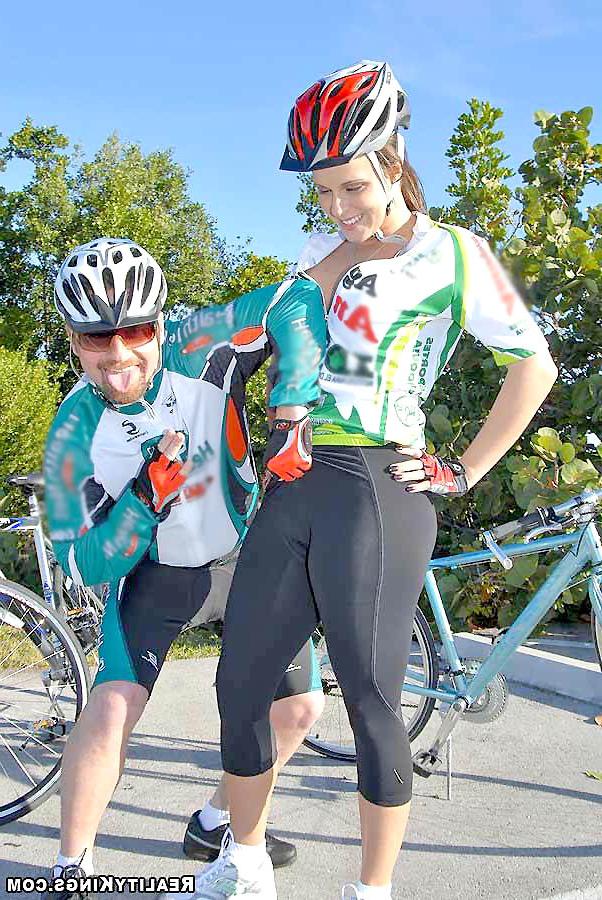 17P Deisy gets fucked by her bike trainer hard in these hot tour de pants pics