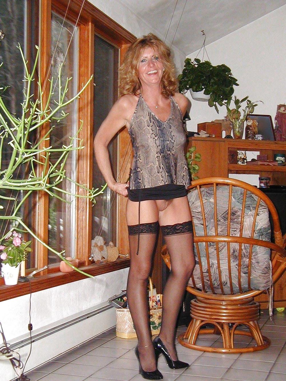 25P Housewife Sluts 134