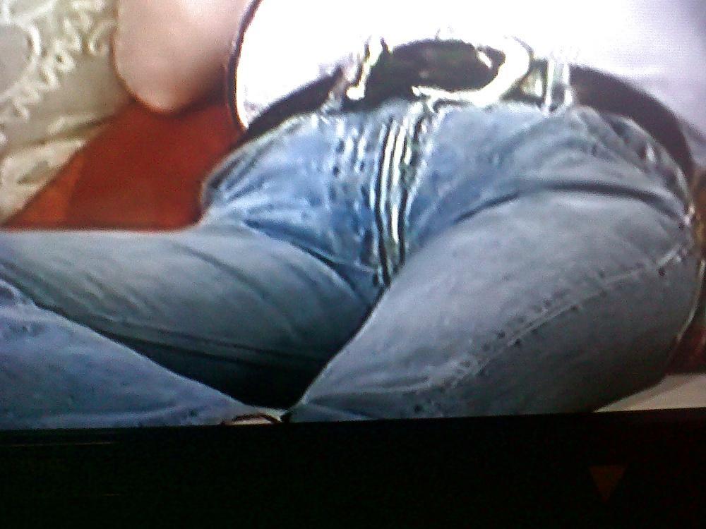 25P Cameltoe jeans 2