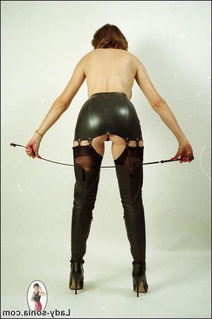 15P Booted leggy milf dominatrix Lady Sonia