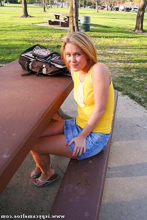 18P Short haired hottie flashes her camel toe before a fucking
