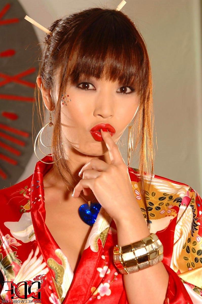 15P Hot Asian strips and teases